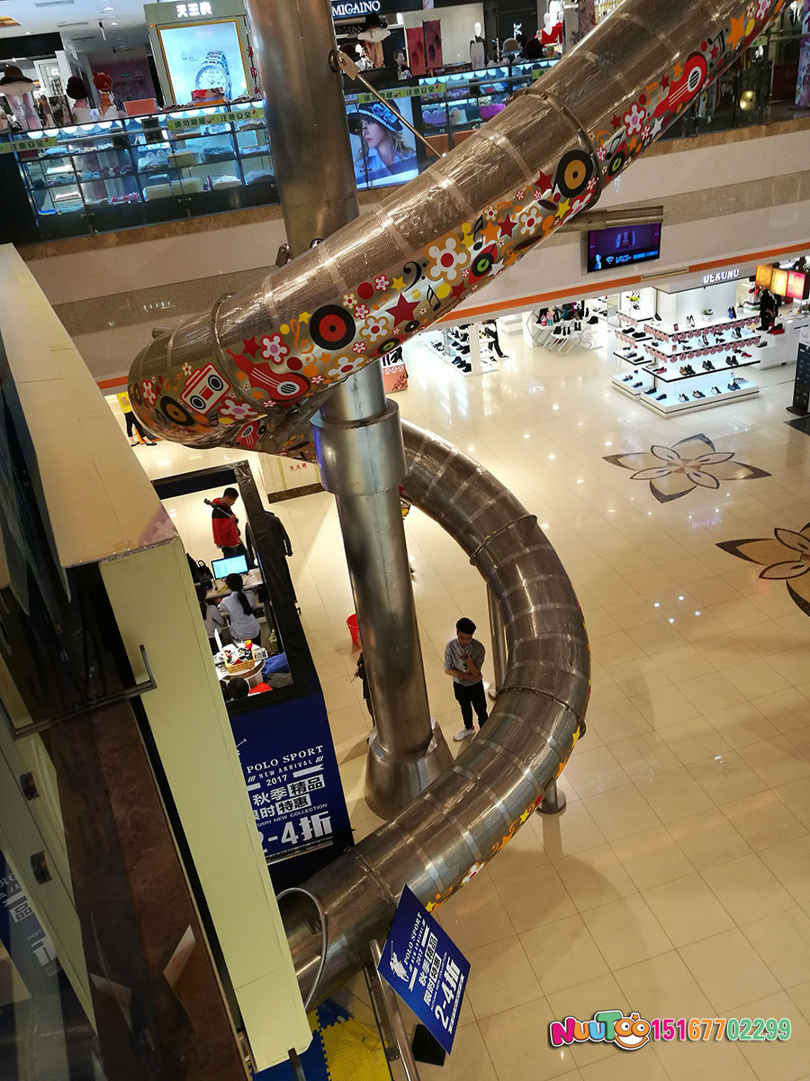 投資寶雞不銹鋼滑梯是否需要建立品牌？要看實(shí)際情況