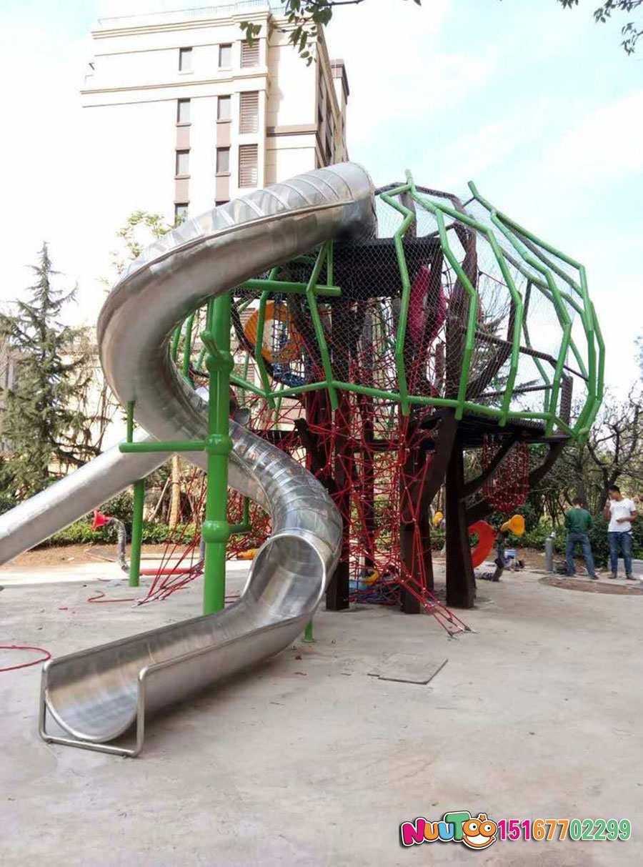 如何養(yǎng)護(hù)幼兒園戶外玩具？能使壽命更長久