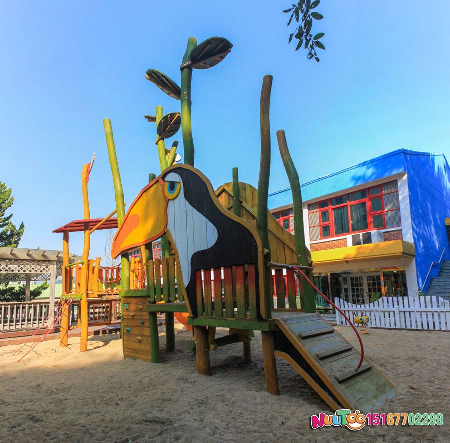 如何選擇正確的幼兒園戶外滑梯以及戶外滑梯怎么保養(yǎng)？