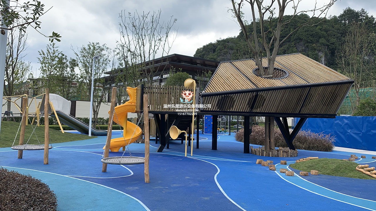 貴州融創(chuàng)九宸府樹屋兒童游樂場(chǎng)